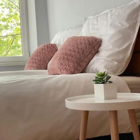 Boni Apartman Мисколк Екстериор снимка